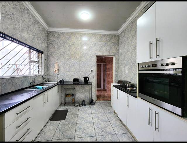 3 BEDROOM HOUSE SOLD IN OBSERVATORY